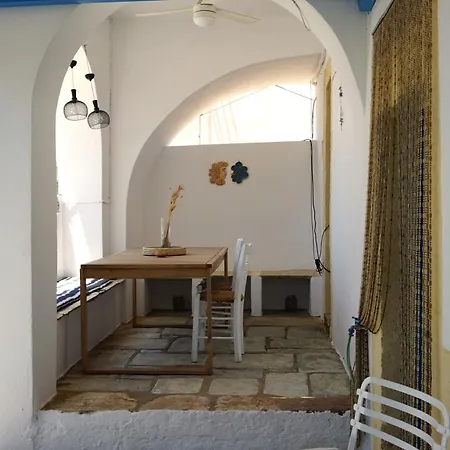 Holiday home Rocky House Avlemonas