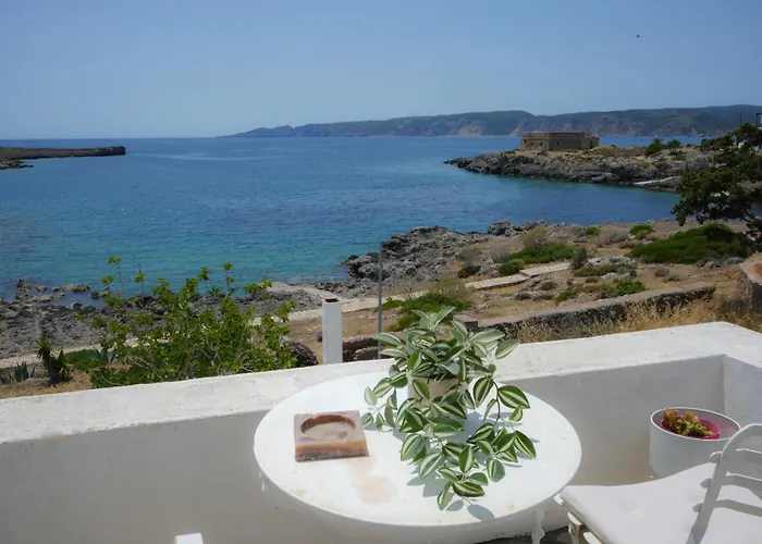 Rocky House Avlemonas